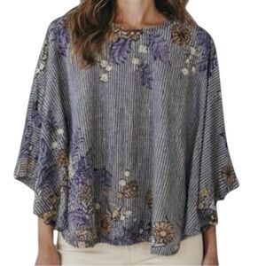 The Muses Lounge Purple Floral Printed Poncho Top